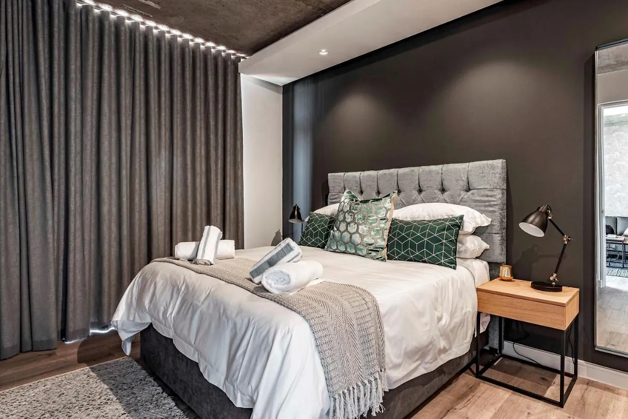 Apartment 508 The Signature, De Waterkant Cape Town